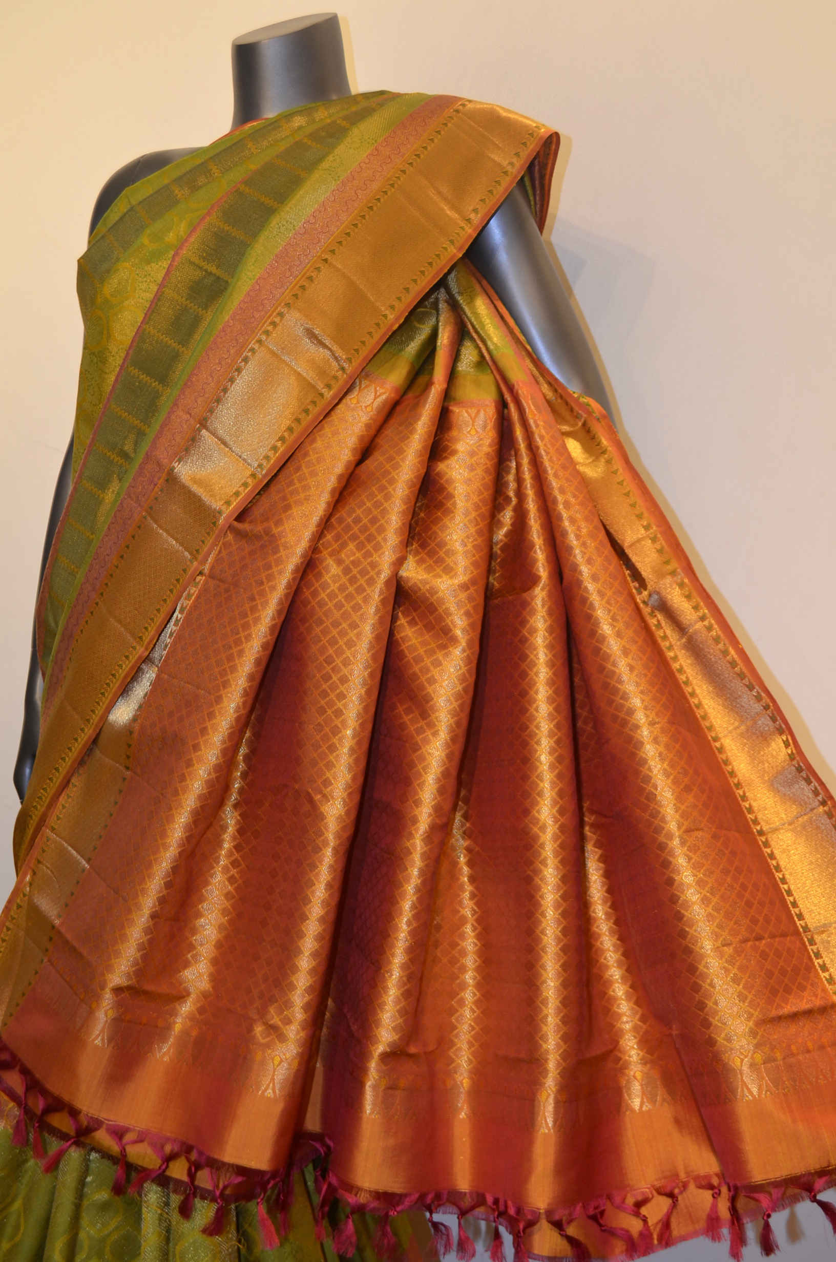 Tissue Zari Brocade Kanjeevaram Silk Saree SSJG01992